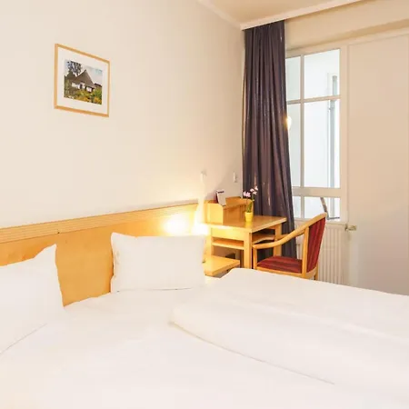 Nahe Ostseestrand Und Erlebnisbad Apartment *